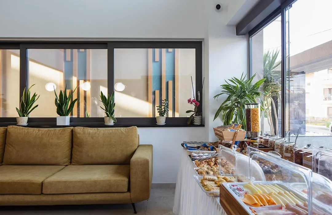 Sapphire Horizon Suites-1